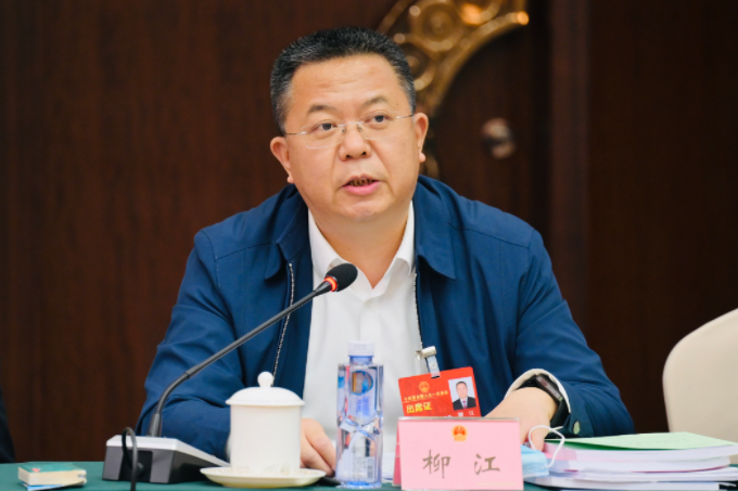 長(zhǎng)虹控股集團(tuán)黨委副書記、副董事長(zhǎng)、總經(jīng)理柳江